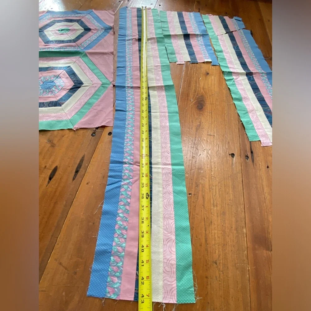 Colorful‎ Quilted Fabric Pieces Quilt Scraps